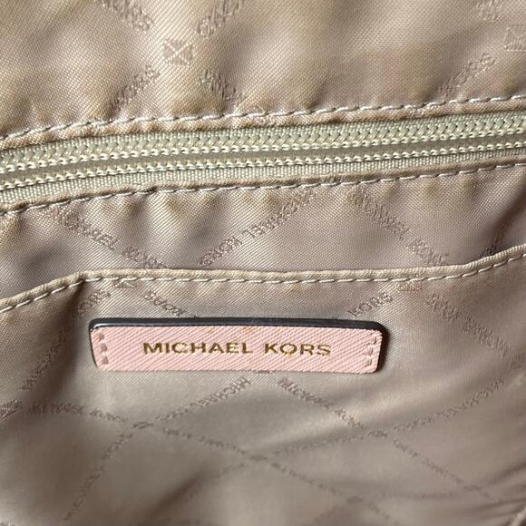 Michael Kors Purse 11" Tall Pink Leather Pockets 12x4.5 - Picture 6 of 8
